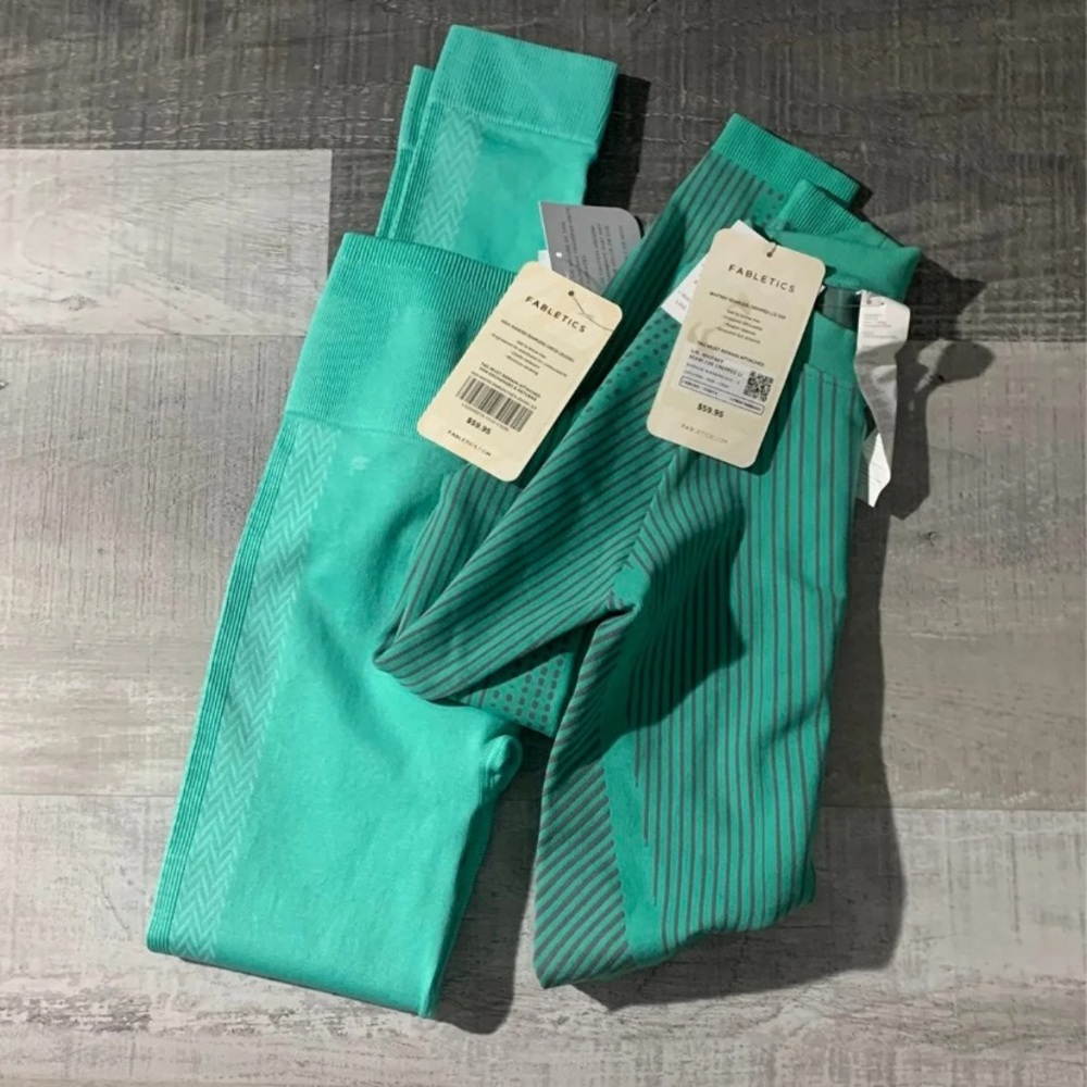 Fabletics teal workout bundle